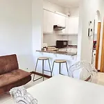 2 Con Vistas Y 2 Terrazas En Primera Linea Playa Samil 아파트 *