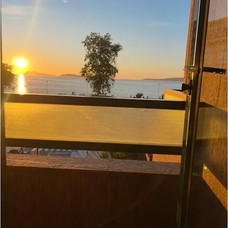 2 Con Vistas Y 2 Terrazas En Primera Linea Playa Samil * Vigo