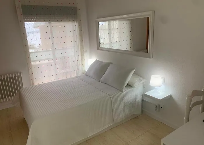 2 Con Vistas Y 2 Terrazas En Primera Linea Playa Samil