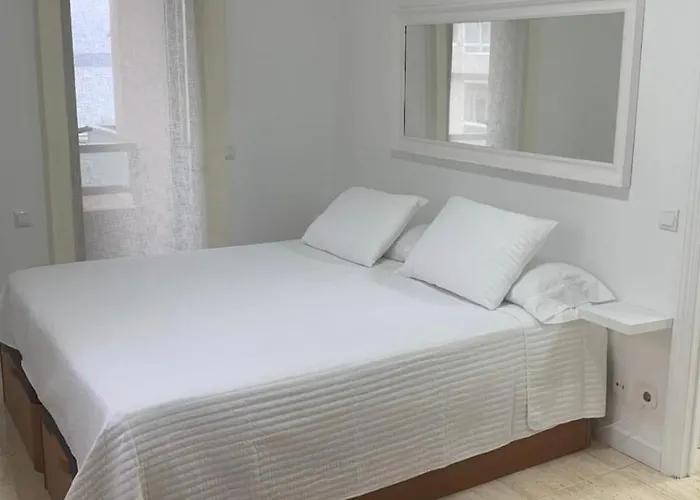 Apartmán 2 Con Vistas Y 2 Terrazas En Primera Linea Playa Samil