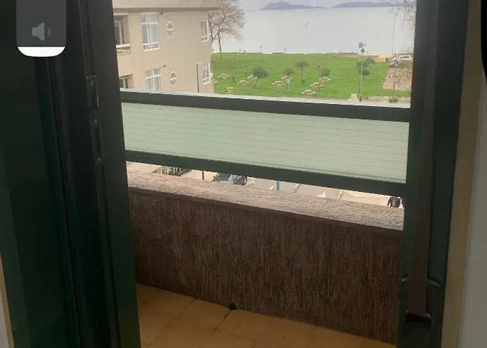 2 Con Vistas Y 2 Terrazas En Primera Linea Playa Samil Apartmán *